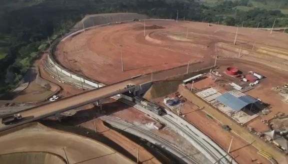 Pátio de Transbordo Rodoferroviário — imagem 4 de 4